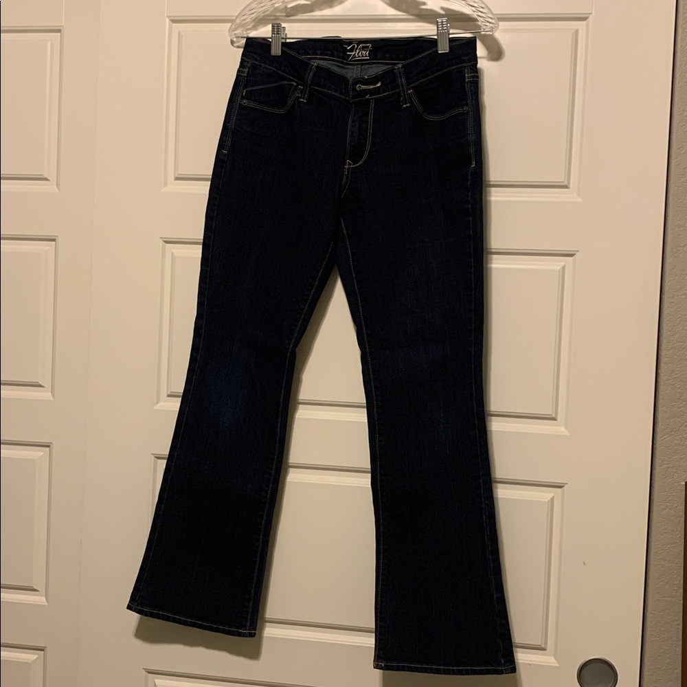 Old Navy Dark Blue Straight Leg Jeans, size 4s